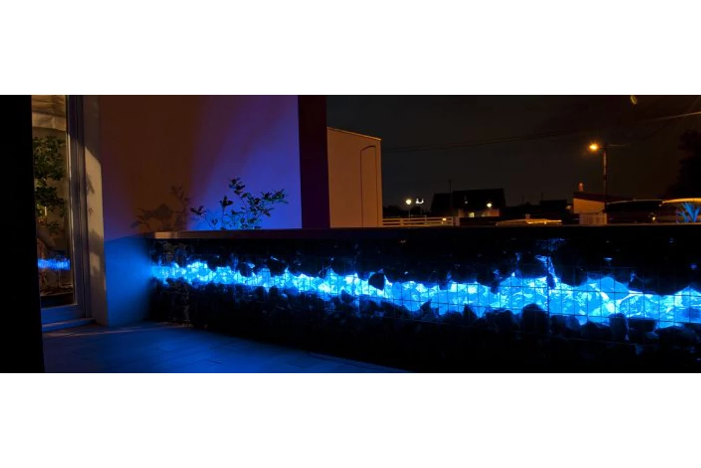 Kép 18/24 - OCEAN BLUE ÜVEGSZIKLA, ÓCEÁN KÉK (8-15 CM) (1000 KG)