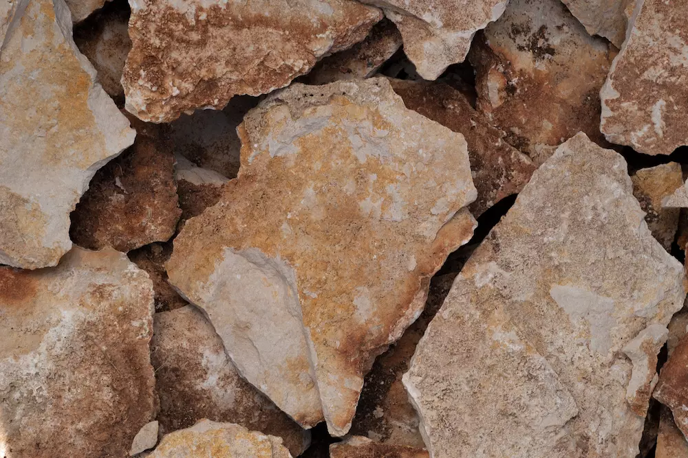 Kép 2/2 - bolgár rusztikus kő fehér