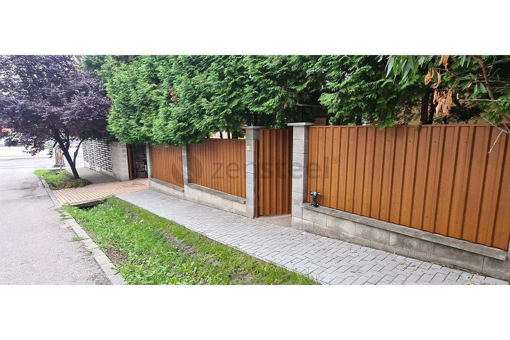 T18 Fa és Extra bevonatú Trapézlemez, fényes , Aranytölgy/Barna, zensteel (változó hossz x 1140 x 0,40-0,50 mm) EGYOLDALAS T18 Fa és Extra bevonatú Trapézlemez, fényes , Aranytölgy/Barna, zensteel (változó hossz x 1140 x 0,40-0,50 mm) EGYOLDALAS