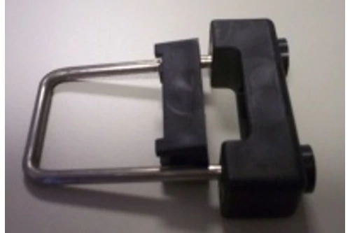 Rozsdamentes rögzítő bilincs 60x40mm-es oszlophoz