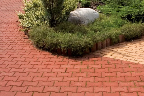 Behaton Térkő, vörös