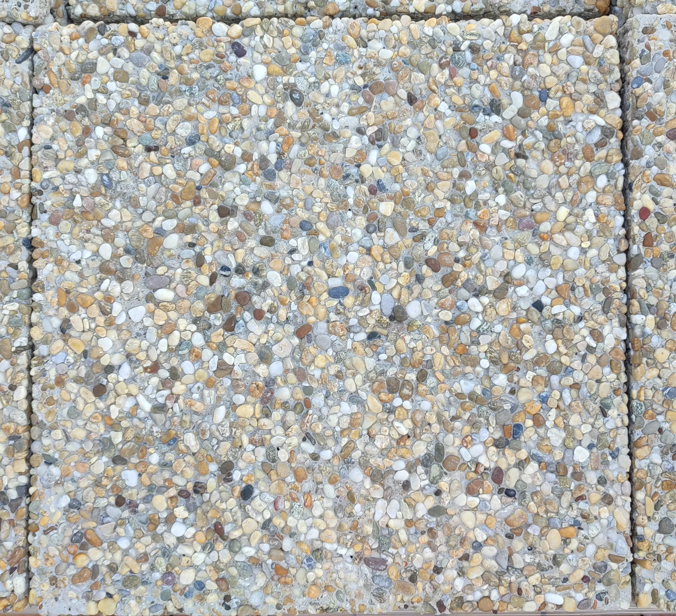 Járdalap, mosott felületű, gyöngykavics, egom-kő (40 x 40 x 4 cm)